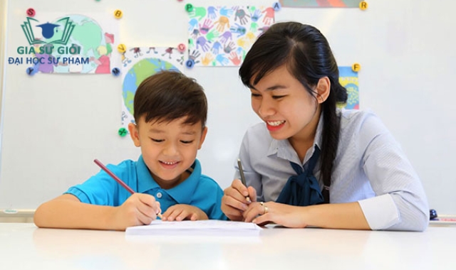 Nhu cầu thuê gia sư dạy kèm tiếng Anh tăng khi sắp vào năm học mới